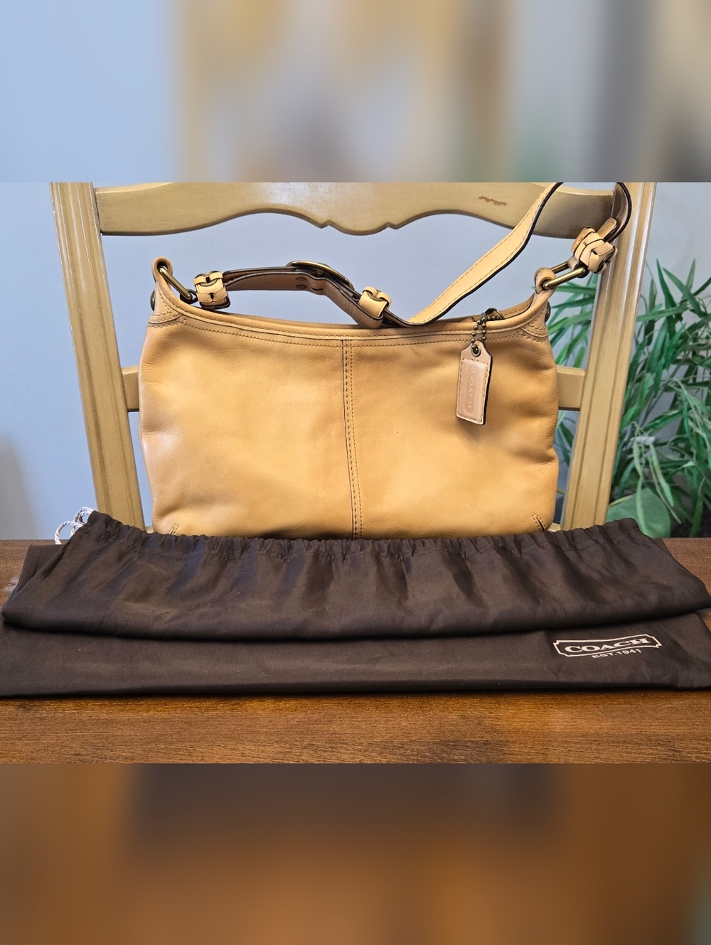 Vintage Coach Bleeker 11416 Soho Leather Shoulder Bag in Tan